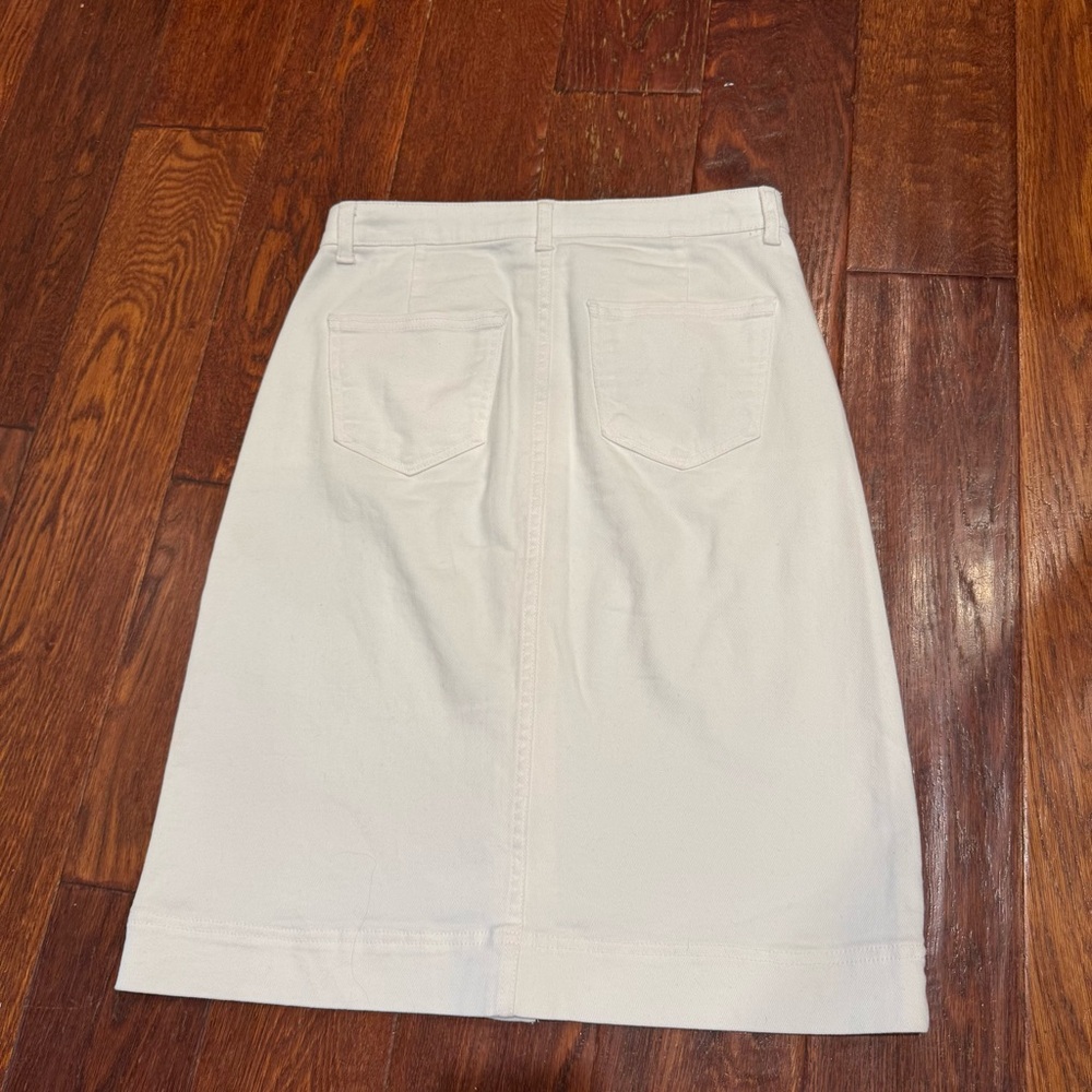 Draper James White Denim Button-Front A-Line Midi Skirt - Picture 2 of 7